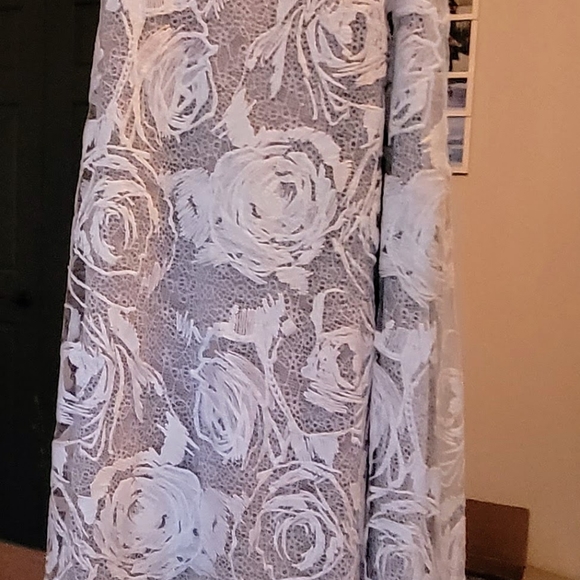 Grace Loves Lace Wedding Dress - Picture 5 of 6